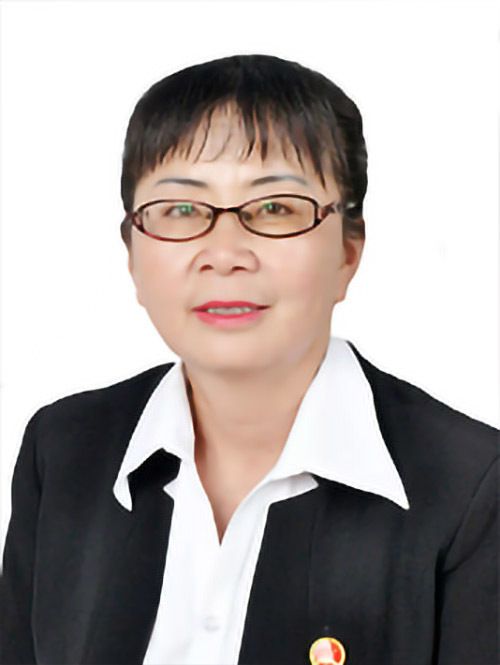 寇曉燕(中共二十大代表,阿拉爾市錦繡家園果蔬種植農民專業合作社理事長) 寇曉燕(中共二十大代表,阿拉爾市錦繡家園果蔬種植農民專業合作社理事長)