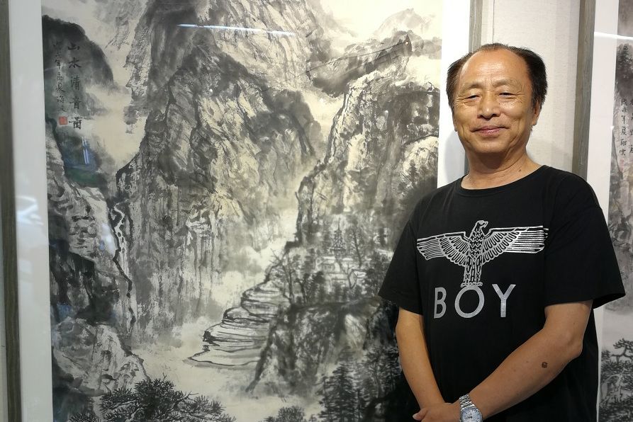 呂海波(中國美術家協會河北省分會會員) 呂海波(中國美術家協會河北省分會會員)