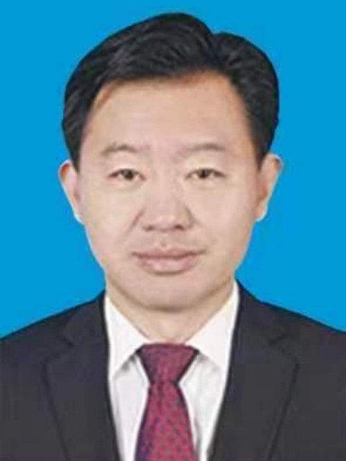 吳向鋒(河北省張家口市康保縣政府黨組成員、副縣長) 吳向鋒(河北省張家口市康保縣政府黨組成員、副縣長)