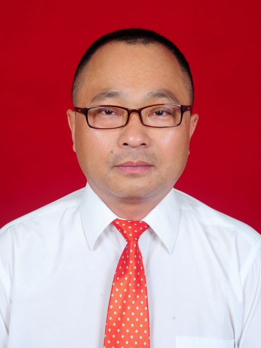 楊誠(湖北省松滋市自然資源和規劃局黨組成員、副局長) 楊誠(湖北省松滋市自然資源和規劃局黨組成員、副局長)