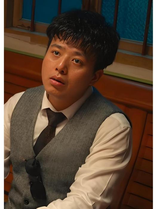 大力(《大紅包2:龍鳳呈祥》中由何歡飾演的角色) 大力(《大紅包2:龍鳳呈祥》中由何歡飾演的角色)