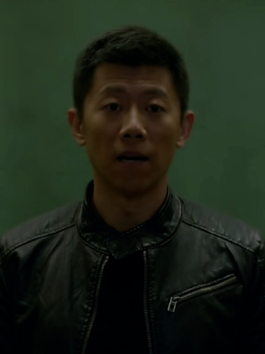 鐘偉(喜劇片《一路驚喜》中的角色) 鐘偉(喜劇片《一路驚喜》中的角色)