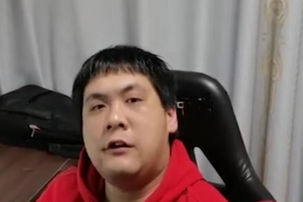 萬嶺(揚州籍高級網路工程師) 萬嶺(揚州籍高級網路工程師)