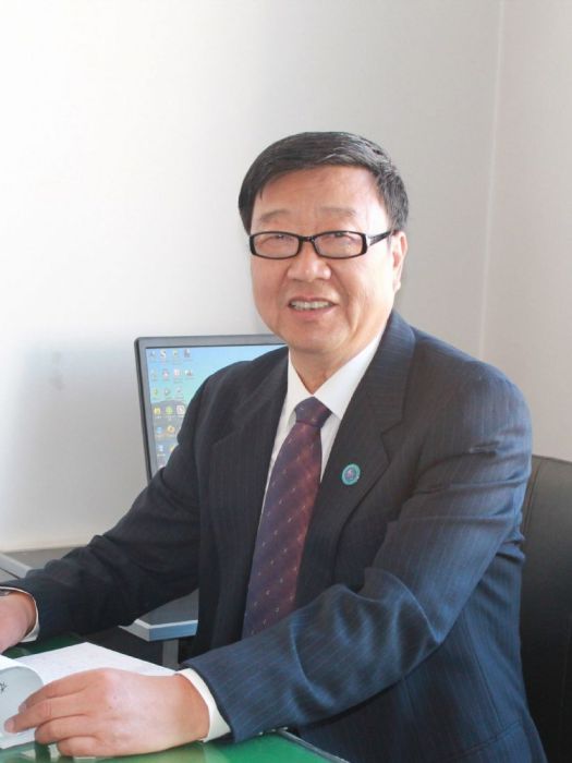 黃鳳崗(龍江東方學院計算機科學與電器工程學部主任) 黃鳳崗(龍江東方學院計算機科學與電器工程學部主任)