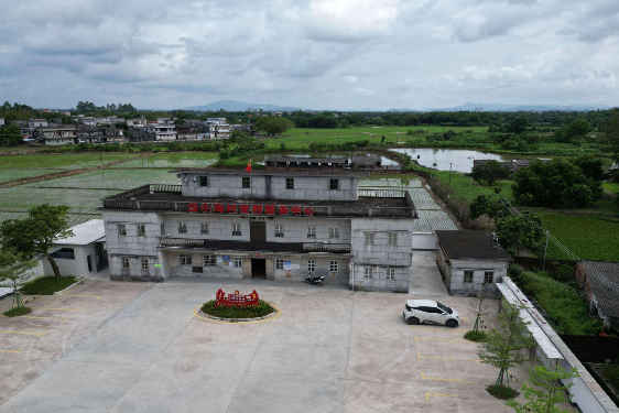 小海村(廣東省江門市開平市赤坎鎮下轄行政村) 小海村(廣東省江門市開平市赤坎鎮下轄行政村)