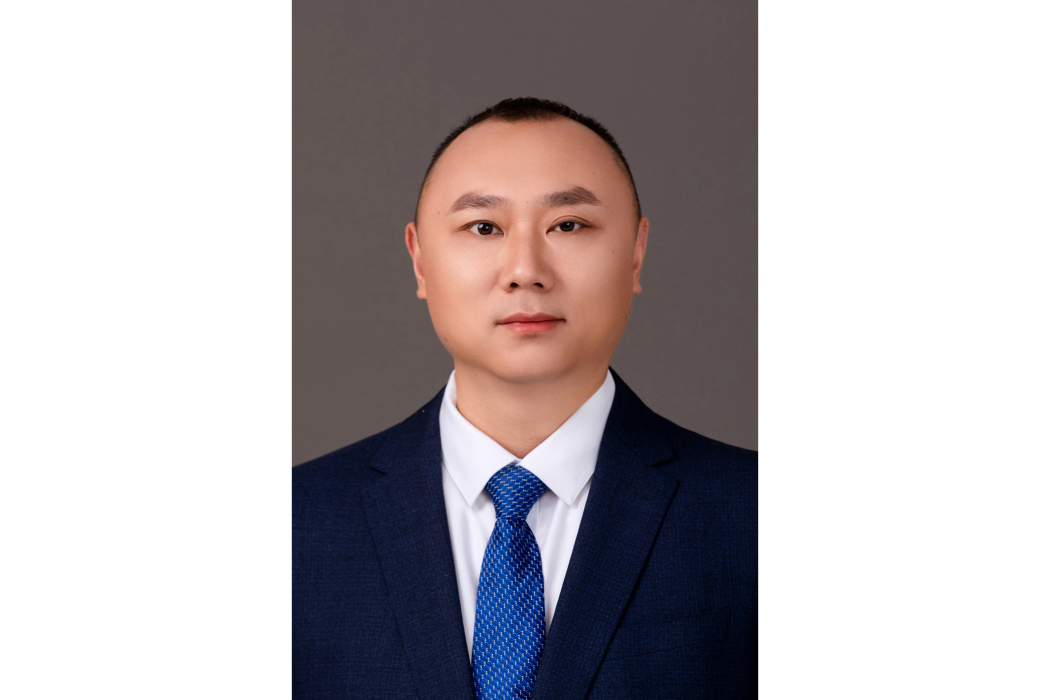曾進(太平洋建設大區總裁、港珠澳建設新疆公司董事長) 曾進(太平洋建設大區總裁、港珠澳建設新疆公司董事長)