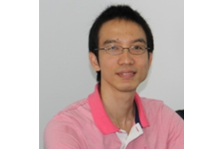 楊小寶(華南理工大學物理與光電學院教授) 楊小寶(華南理工大學物理與光電學院教授)