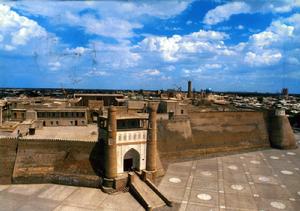 阿爾卡禁城與古城牆