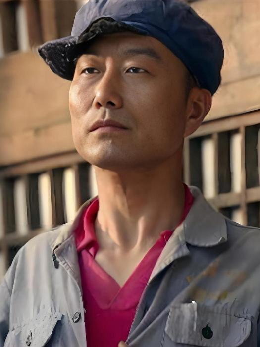 孫玉亭(2015年版電視劇《平凡的世界》中的角色) 孫玉亭(2015年版電視劇《平凡的世界》中的角色)
