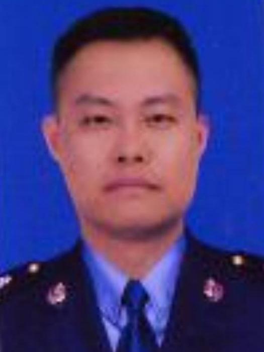 黎超(四川省巴中市恩陽區水利局黨組成員、副局長) 黎超(四川省巴中市恩陽區水利局黨組成員、副局長)