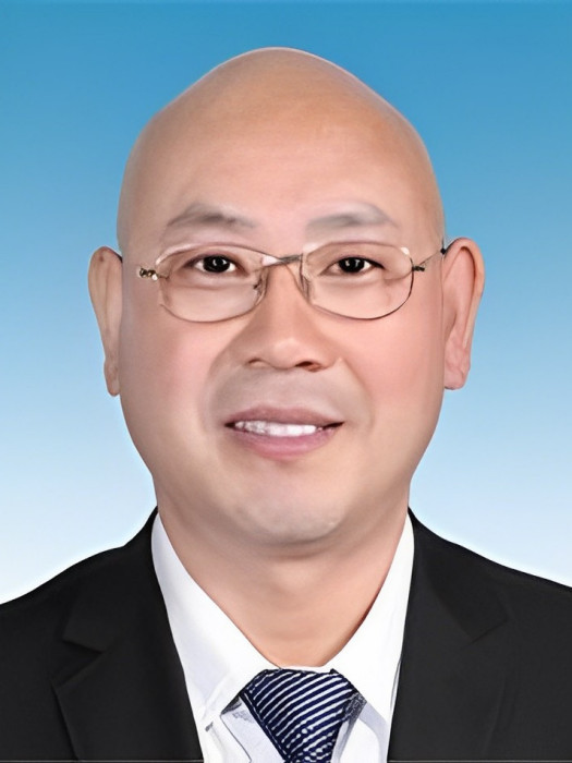 吳昀三