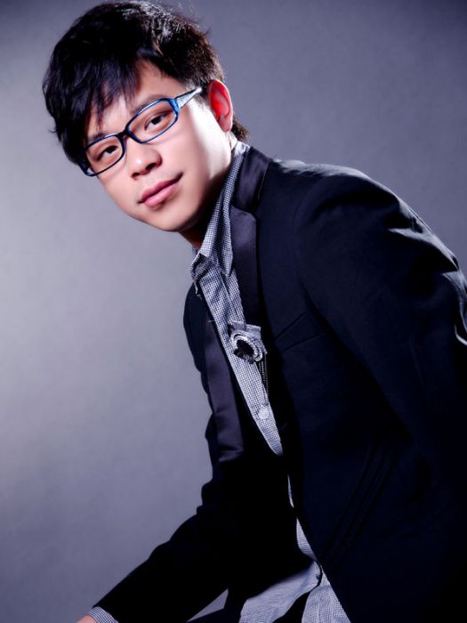 李瑨(世界奧林匹克競賽優秀教練員) 李瑨(世界奧林匹克競賽優秀教練員)