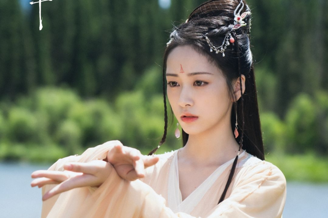 琳琅(古裝仙俠劇《沉香如屑》中的角色) 琳琅(古裝仙俠劇《沉香如屑》中的角色)