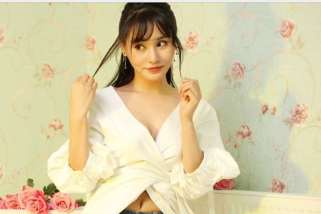 玫瑰(中國內地女演員) 玫瑰(中國內地女演員)