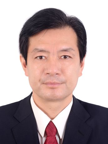 彭林(長陽土家族自治縣審計局黨組成員、機關黨支部書記) 彭林(長陽土家族自治縣審計局黨組成員、機關黨支部書記)