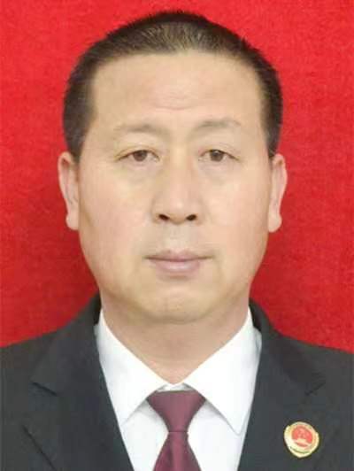 吳玉堂(湖南省岳陽市荊劍地區人民檢察院黨組成員、政治部主任) 吳玉堂(湖南省岳陽市荊劍地區人民檢察院黨組成員、政治部主任)