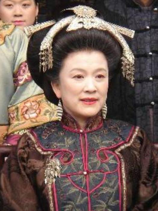 大太太(《血色殘陽》中的角色) 大太太(《血色殘陽》中的角色)