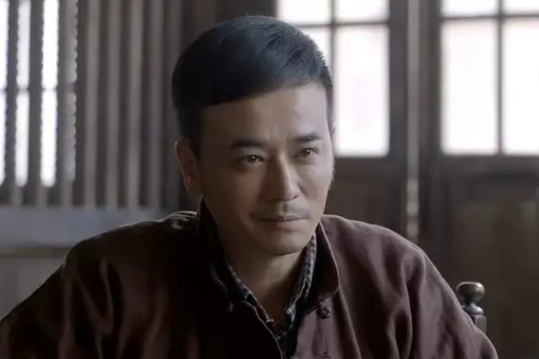 革老(近代革命劇《刀尖》中的角色) 革老(近代革命劇《刀尖》中的角色)