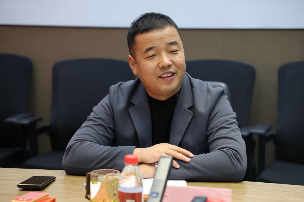 張瑜(陝西貴思教育科技集團有限公司董事長) 張瑜(陝西貴思教育科技集團有限公司董事長)