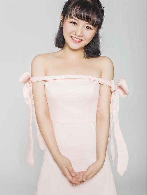 鄧鍊石 鄧鍊石