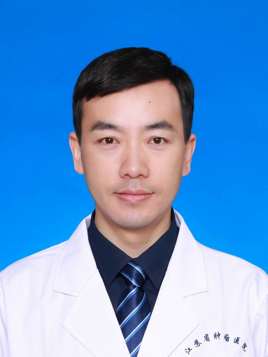 何永明(江蘇省腫瘤醫院中西醫結合科副主任醫師) 何永明(江蘇省腫瘤醫院中西醫結合科副主任醫師)