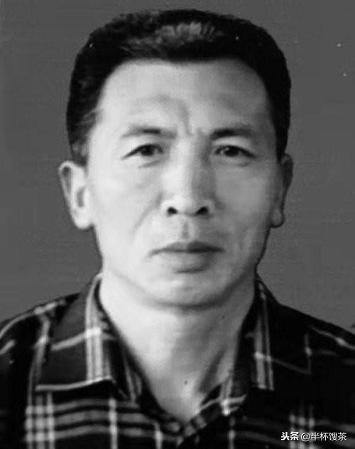 王德恩(河南省民權縣駐王橋鎮郝莊村第一書記) 王德恩(河南省民權縣駐王橋鎮郝莊村第一書記)