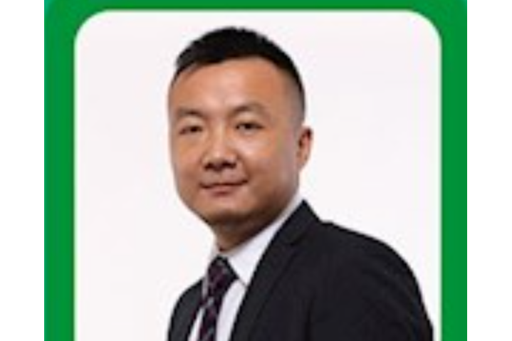 陳天(廣西藝術學院戲劇影視美術設計系主任) 陳天(廣西藝術學院戲劇影視美術設計系主任)