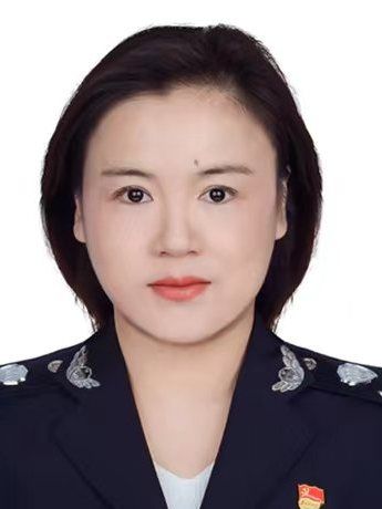 陳小梅(湖北省荊州市生態環境局公安縣分局黨組成員、副局長) 陳小梅(湖北省荊州市生態環境局公安縣分局黨組成員、副局長)