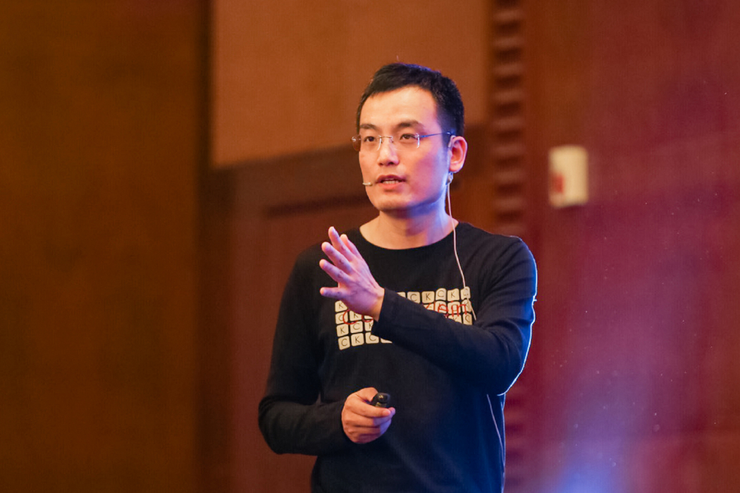 高鵬(摸象大數據創始人兼CEO、人工智慧專家) 高鵬(摸象大數據創始人兼CEO、人工智慧專家)