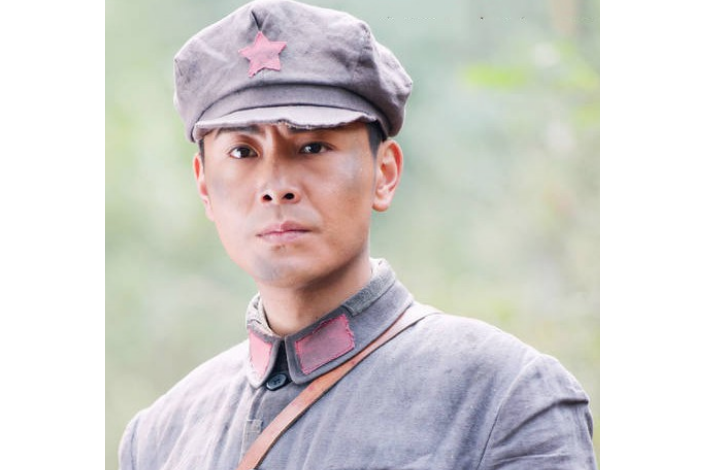 趙天明(吳其江飾演的紅軍參謀長角色) 趙天明(吳其江飾演的紅軍參謀長角色)