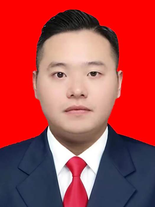 楊然(貴州省黔東南苗族侗族自治州鎮遠縣人民政府辦公室副鄉長級督查專員) 楊然(貴州省黔東南苗族侗族自治州鎮遠縣人民政府辦公室副鄉長級督查專員)