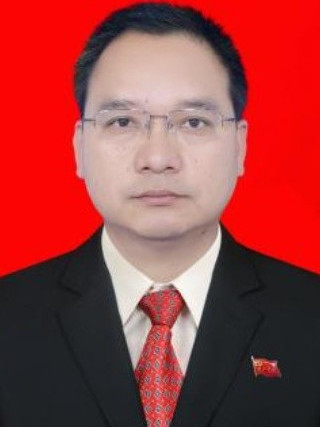 李洪山(玉溪市峨山縣信訪局局長、縣委辦公室副主任) 李洪山(玉溪市峨山縣信訪局局長、縣委辦公室副主任)