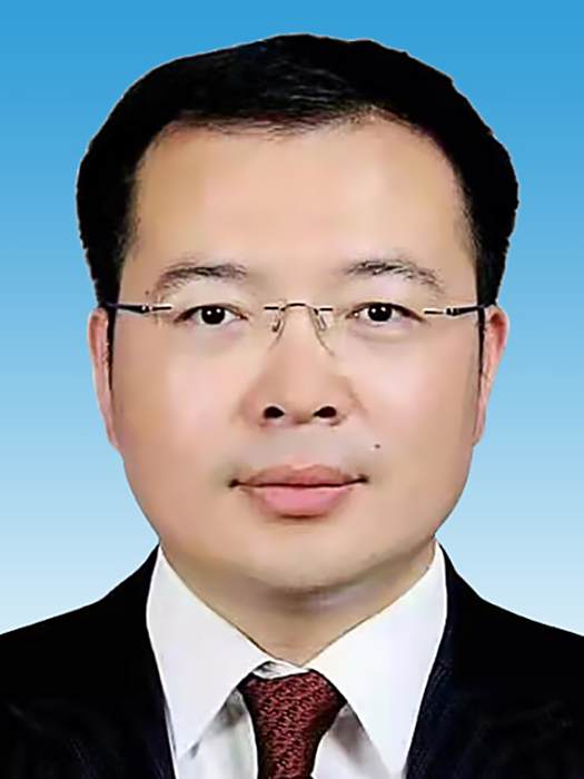 萬明國(山東省臨沂市費縣縣委副書記、縣長) 萬明國(山東省臨沂市費縣縣委副書記、縣長)