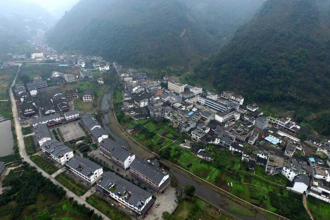 川豐村(四川省筠連縣筠連鎮下轄村) 川豐村(四川省筠連縣筠連鎮下轄村)