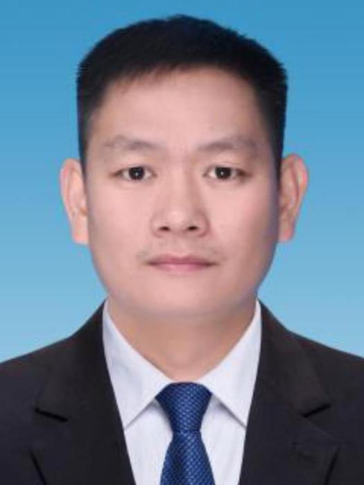 李壯(海南省儋州市排浦鎮黨委副書記、鎮政府鎮長、一級主任科員) 李壯(海南省儋州市排浦鎮黨委副書記、鎮政府鎮長、一級主任科員)