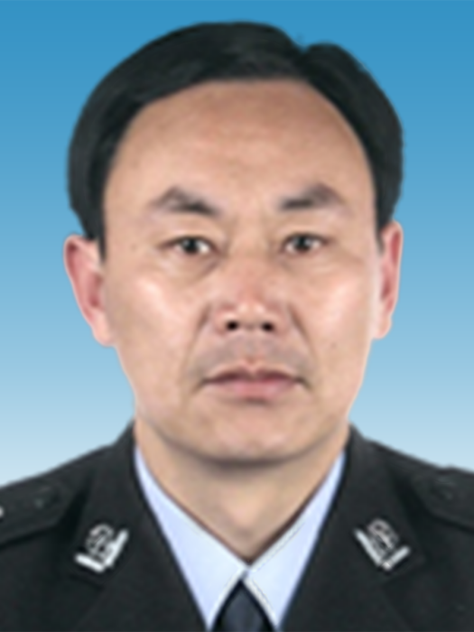 郝斌(山東省臨沂市費縣退役軍人事務局黨組成員、副局長) 郝斌(山東省臨沂市費縣退役軍人事務局黨組成員、副局長)