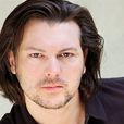 大衛·海特(David Hayter) 大衛·海特(David Hayter)