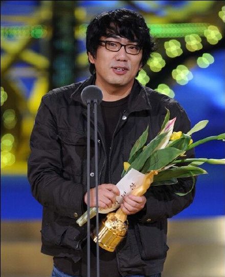李勇周 李勇周