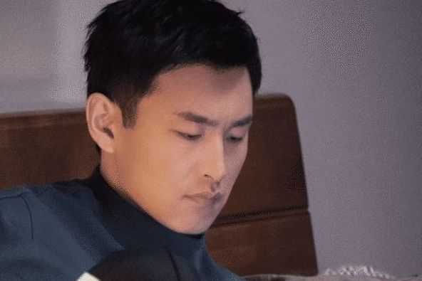 翟亮(電視劇《你是我的榮耀》中的角色) 翟亮(電視劇《你是我的榮耀》中的角色)