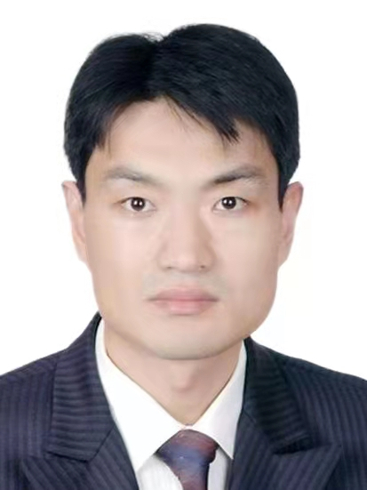 戚濤(山東省棗莊市台兒莊區人力資源和社會保障局局長、黨組書記，一級主任科員)