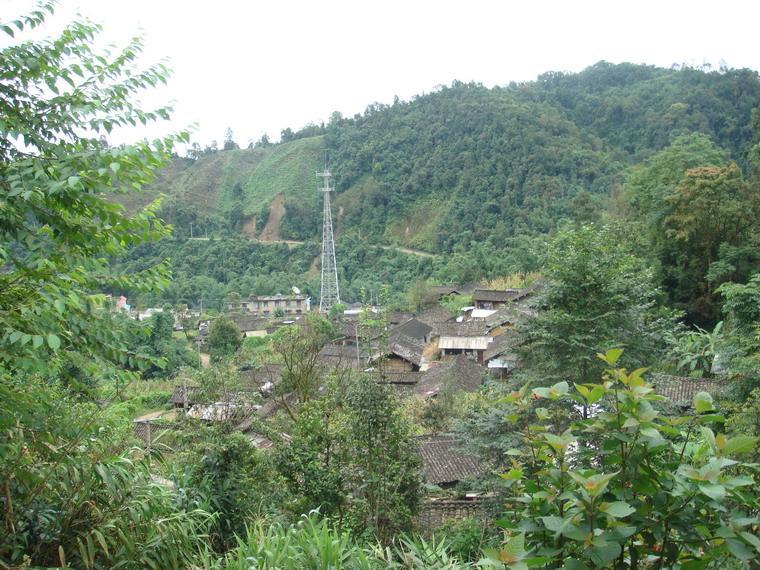 象滾塘村(雲南省潞西市芒市鎮下轄村) 象滾塘村(雲南省潞西市芒市鎮下轄村)