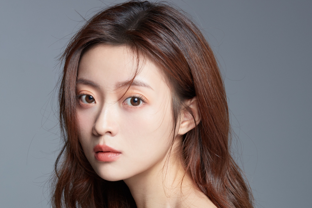 鄭玉佳(中國內地女演員) 鄭玉佳(中國內地女演員)