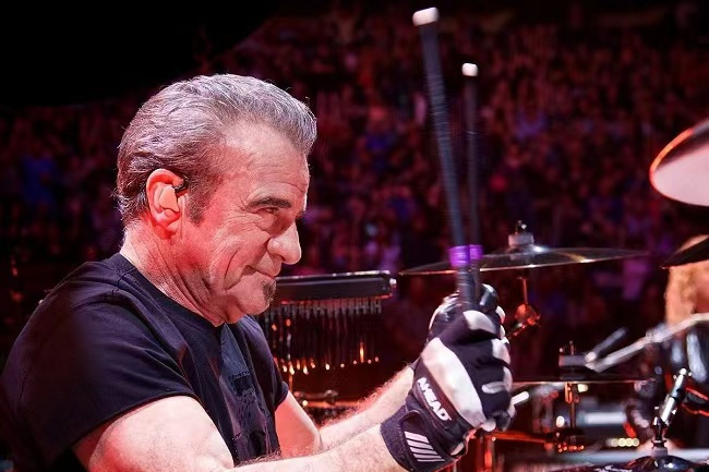 堤可·托雷斯(Tico Torres) 堤可·托雷斯(Tico Torres)