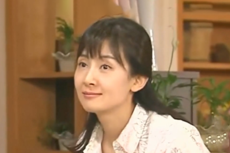 姜金波(姜金波是韓國電視劇《愛情的條件》中的女性角色,由蔡時那飾演。) 姜金波(姜金波是韓國電視劇《愛情的條件》中的女性角色,由蔡時那飾演。)