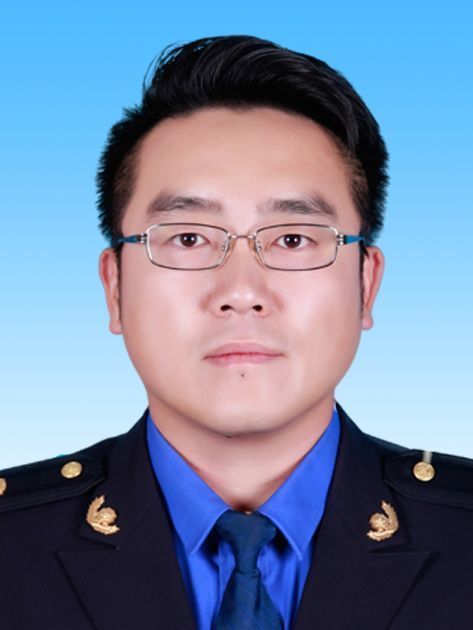 雲鵬(北京市大興區舊宮鎮黨委委員、武裝部長,舊宮地區黨工委委員、武裝部長) 雲鵬(北京市大興區舊宮鎮黨委委員、武裝部長,舊宮地區黨工委委員、武裝部長)