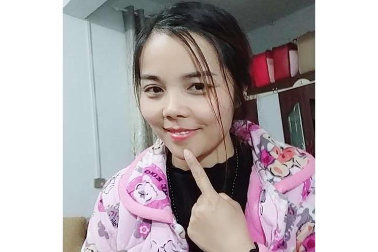 張妮(自媒體創作者) 張妮(自媒體創作者)
