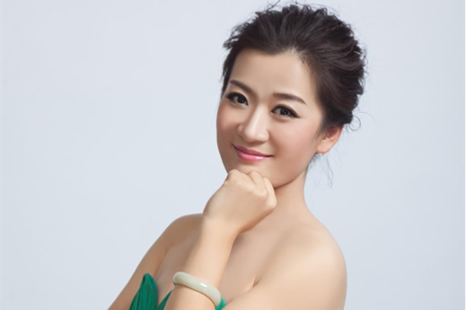 劉婷婷(臨沂大學音樂學院教師、聲樂教研室主任) 劉婷婷(臨沂大學音樂學院教師、聲樂教研室主任)