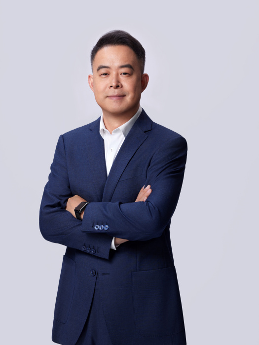 鄭華平(芒果超媒總編輯、副總經理,芒果TV總編輯、副總裁) 鄭華平(芒果超媒總編輯、副總經理,芒果TV總編輯、副總裁)