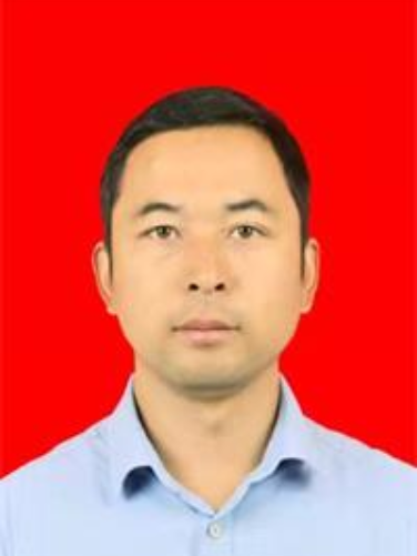 趙英傑(宣城市涇縣鄉村振興局黨組成員、副局長) 趙英傑(宣城市涇縣鄉村振興局黨組成員、副局長)
