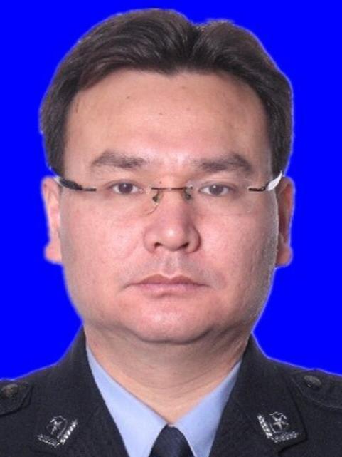 趙吉成(黑龍江省齊齊哈爾市克東縣政府副縣長、公安局黨委書記,局長) 趙吉成(黑龍江省齊齊哈爾市克東縣政府副縣長、公安局黨委書記,局長)
